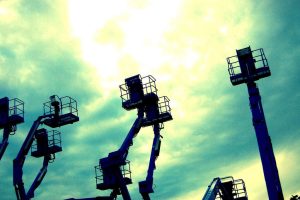 بهترین برند بالابر صنعتی