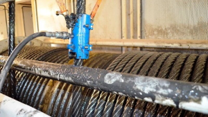 طریقه روغنکاری سیم بکسل اسانسور