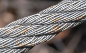 نگهداری و افزایش عمر مفید سیم بکسل، زنجیر و وینچ‌های صنعتی