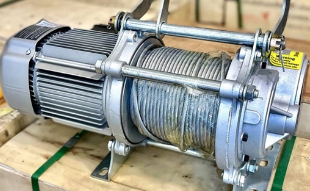 نصب و استفاده ایمن از وینچ برقی صنعتی